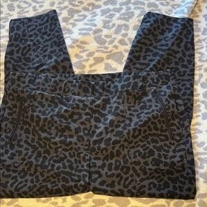 Lane Bryant On the Go Black Leopard Print Pants Slim Size 22
